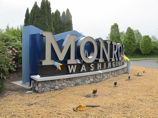 Monroe stays with Republic as solid-waste hauler – Snohomish County Tribune